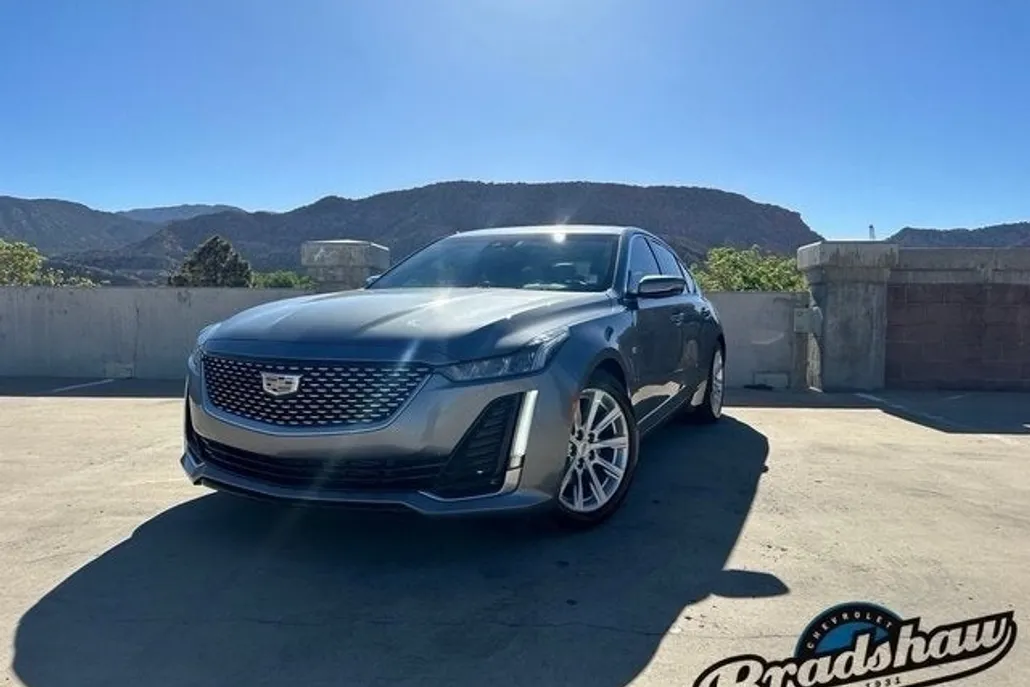 2021 Cadillac CT5 Luxury photo 1