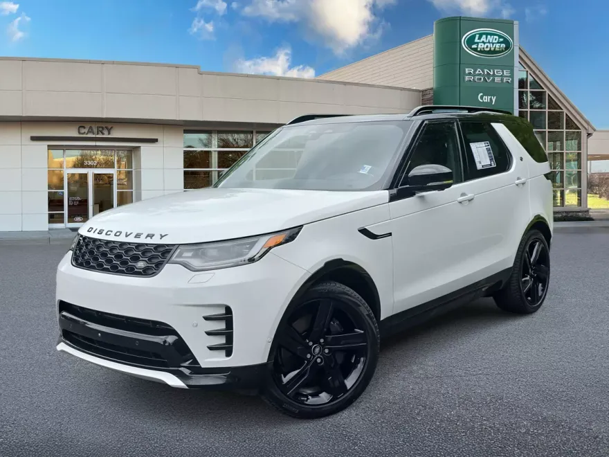 2024 Land Rover Discovery SE photo 1