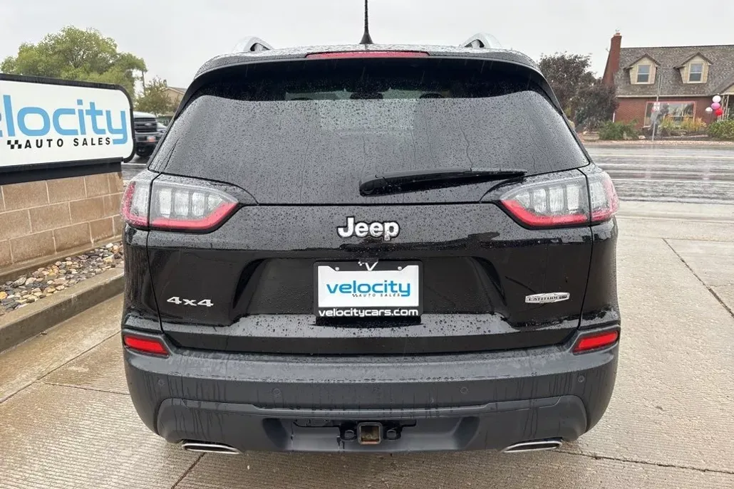 2019 Jeep Cherokee Latitude photo 1