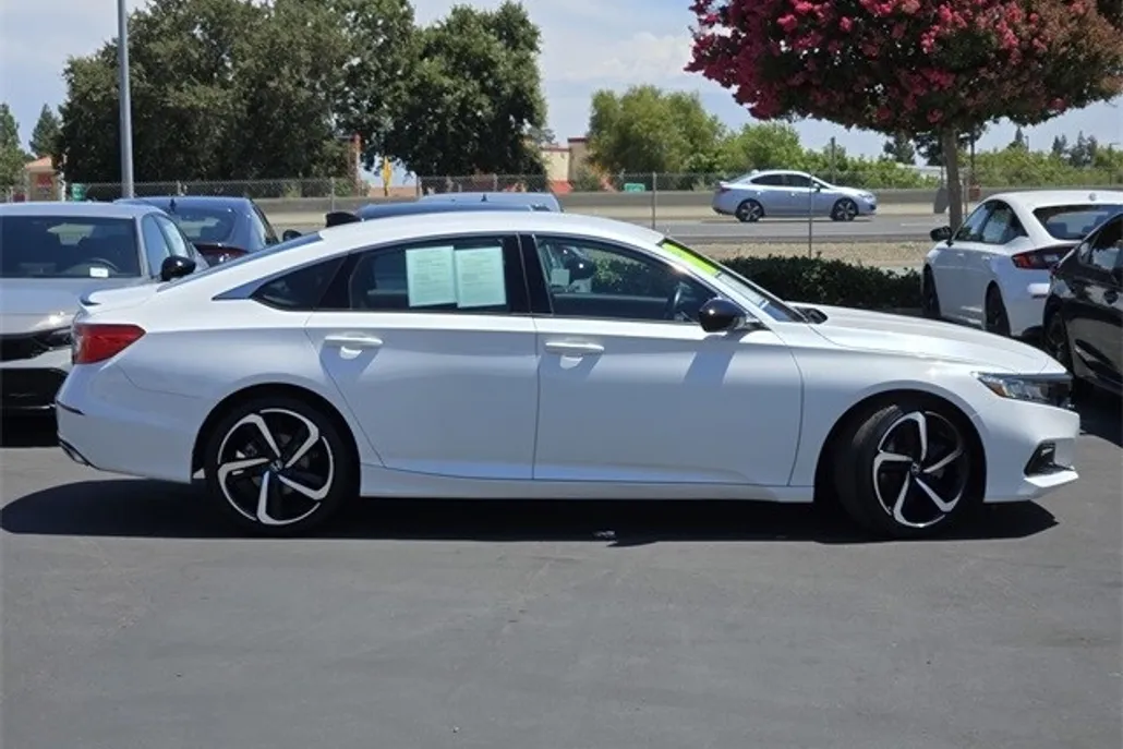 2021 Honda Accord Sport photo 1