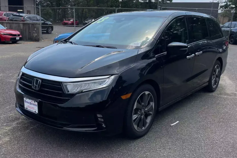 2023 Honda Odyssey Elite photo 1