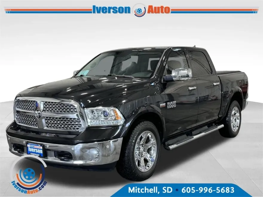 2017 Ram 1500 Laramie photo 1