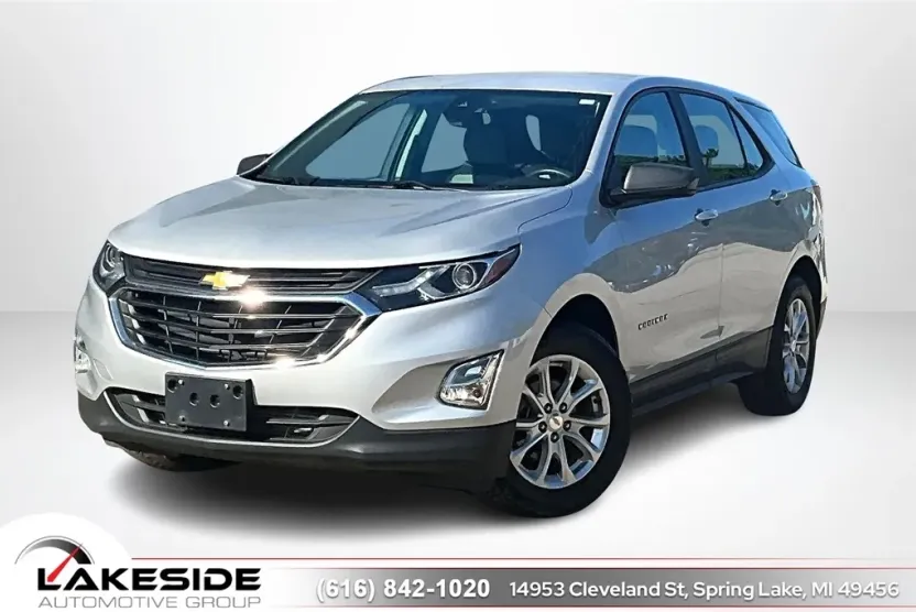 2021 Chevrolet Equinox LS photo 1
