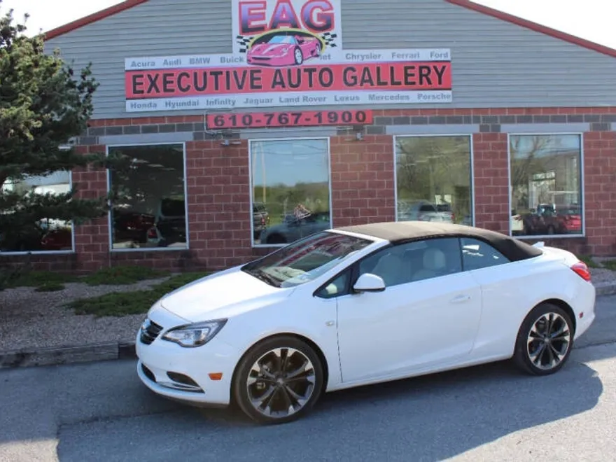 2017 Buick Cascada Premium photo 1