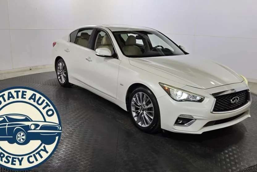 2019 Infiniti Q50 3.0t LUXE photo 1