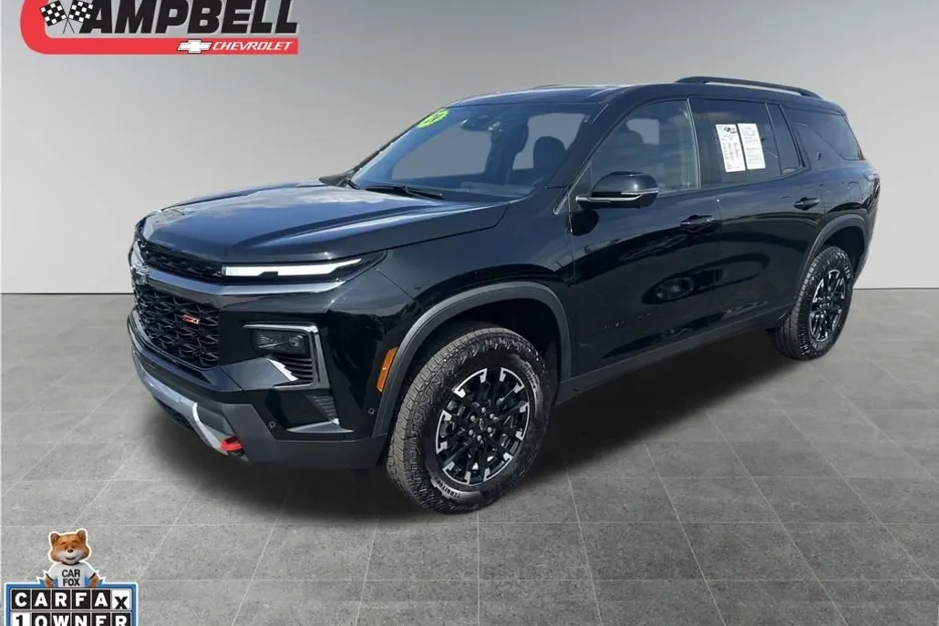 2024 Chevrolet Traverse Z71 photo 1