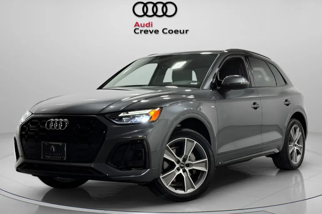 2025 Audi Q5 S line Premium photo 1