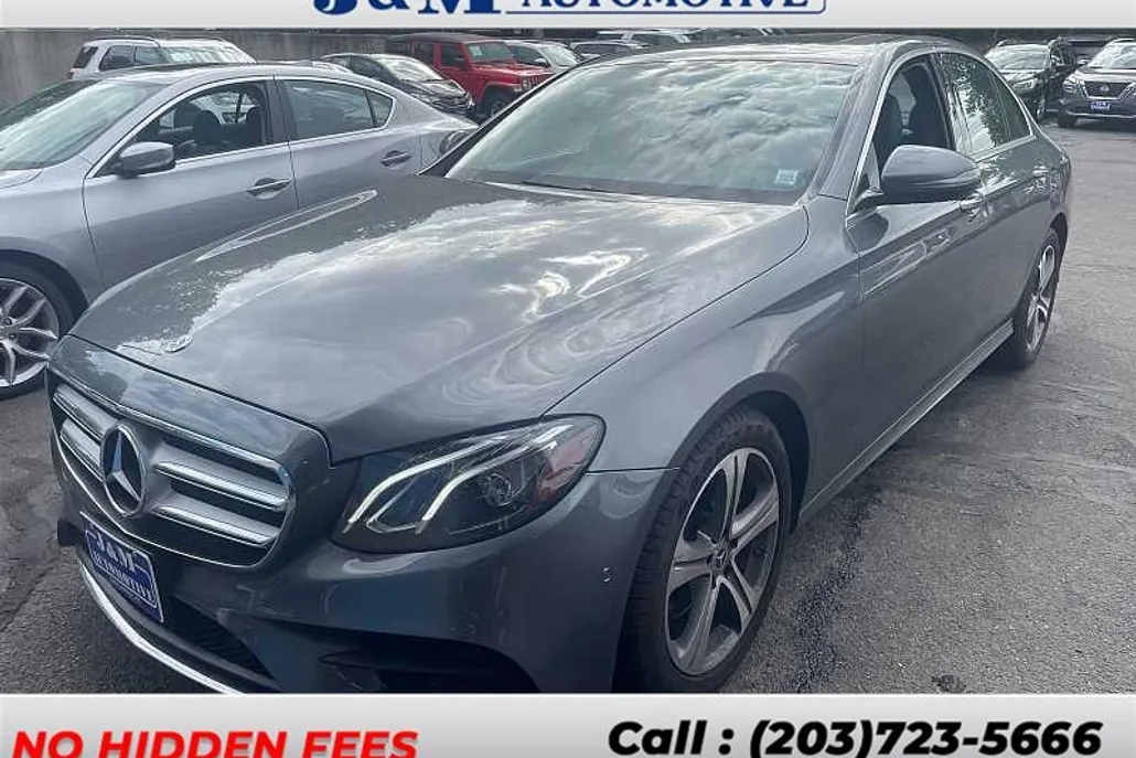 2018 Mercedes Benz E 300 photo 1