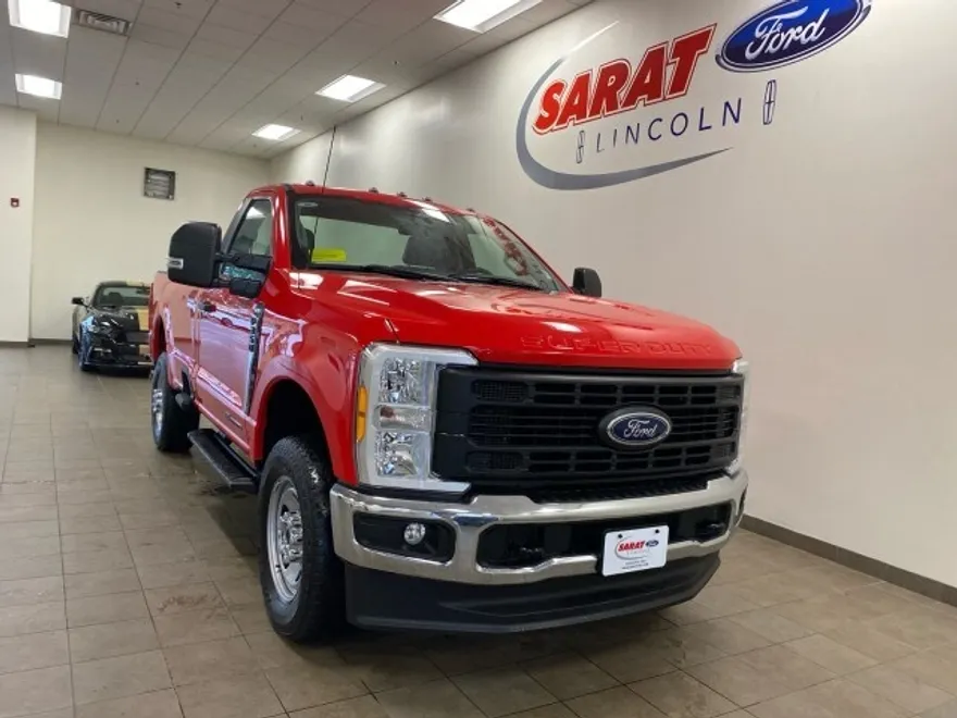 2023 Ford F-350 XL photo 1