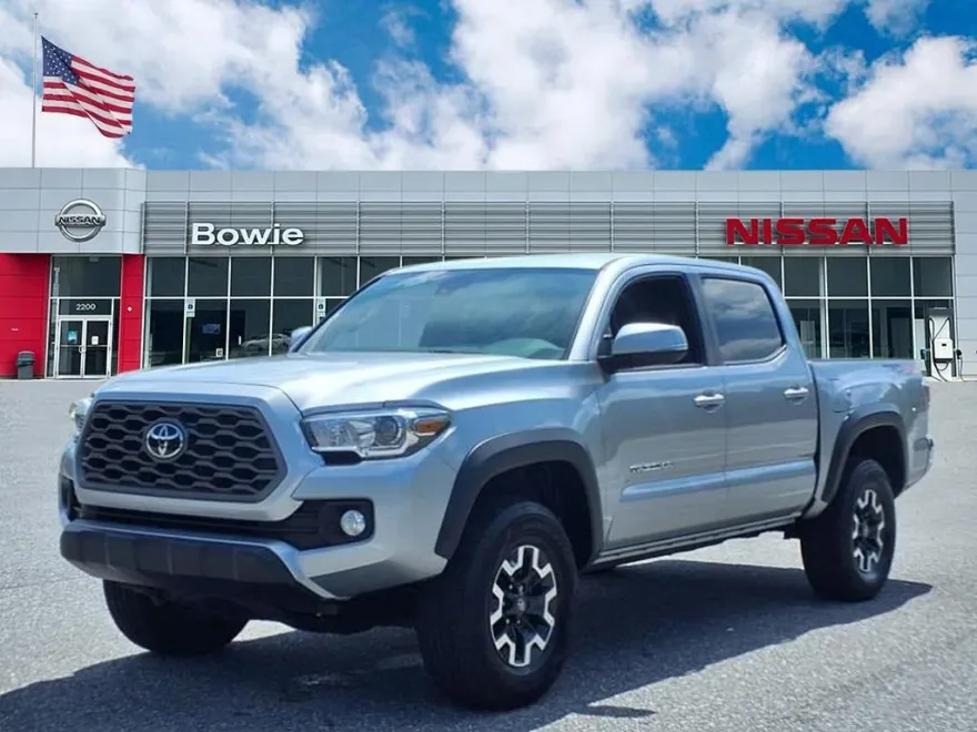 2023 Toyota Tacoma TRD Off-Road V6 photo 1