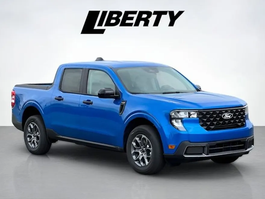 2025 Ford Maverick XLT photo 1