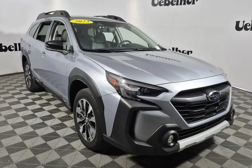 2023 Subaru Outback Limited photo 1