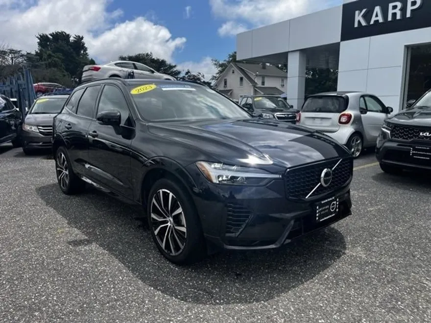 2023 Volvo XC60 Recharge Ultimate photo 1
