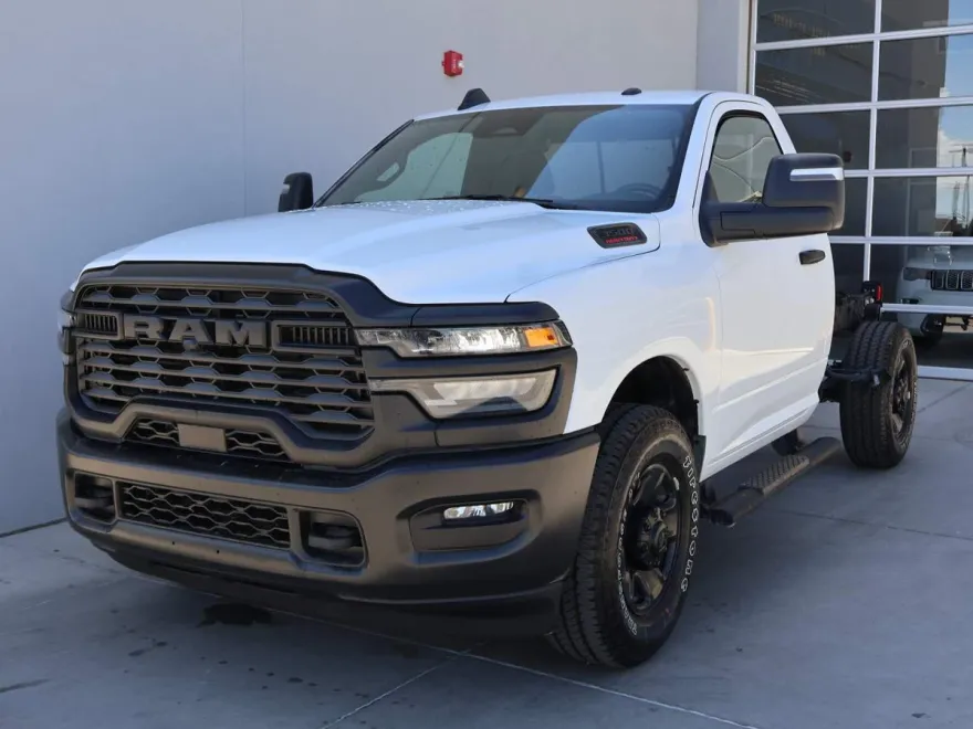 2025 Ram 3500 Tradesman photo 1