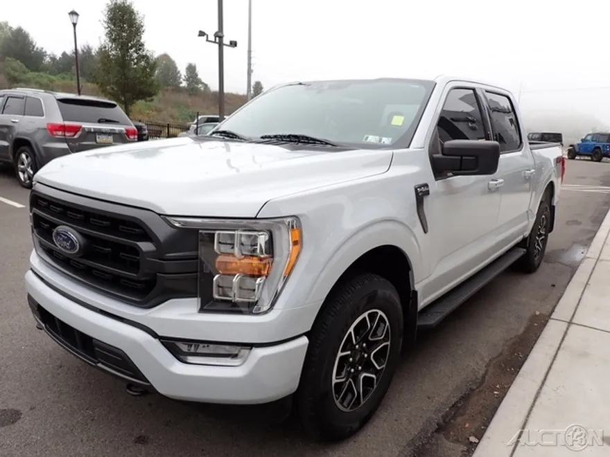 2021 Ford F-150 XLT photo 1