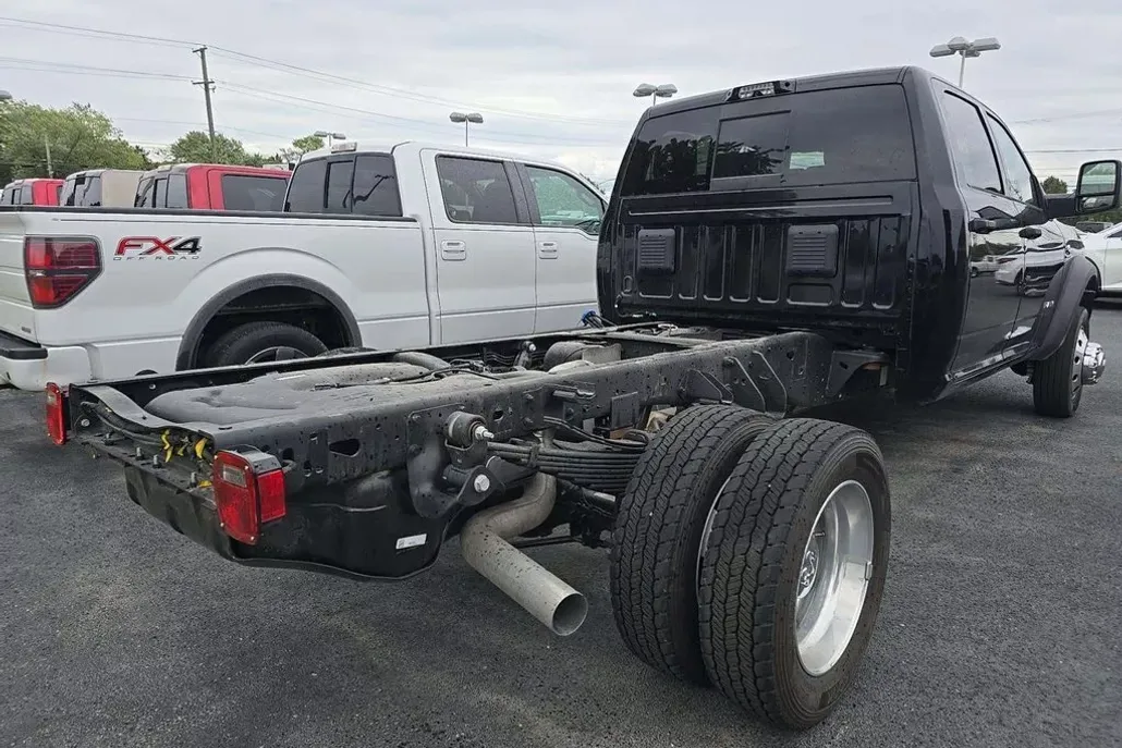 2025 Ram 5500 Tradesman photo 1