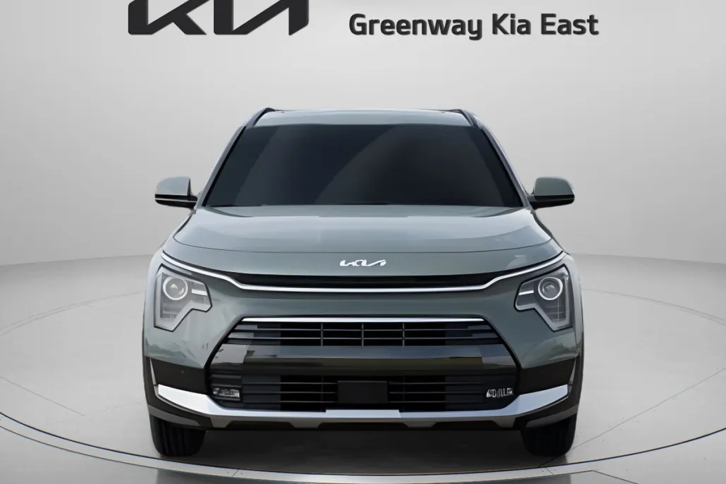 2025 Kia Niro SX photo 1