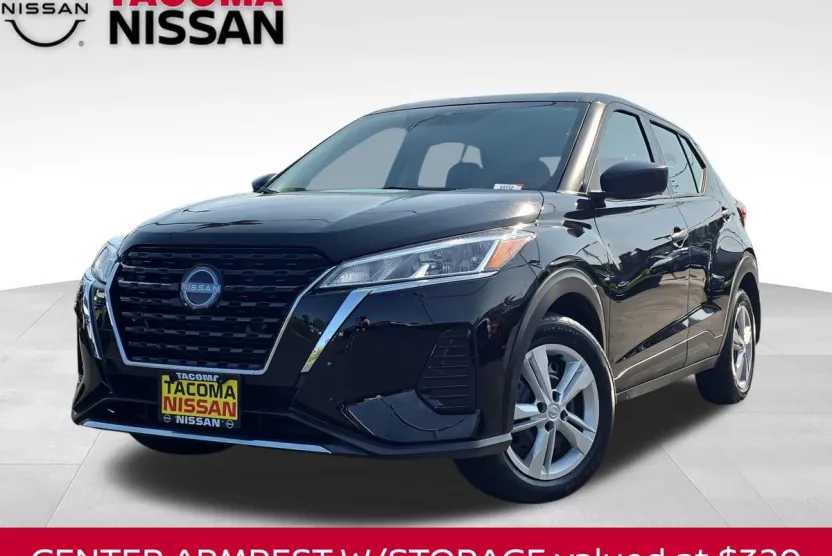 2023 Nissan Kicks S photo 1