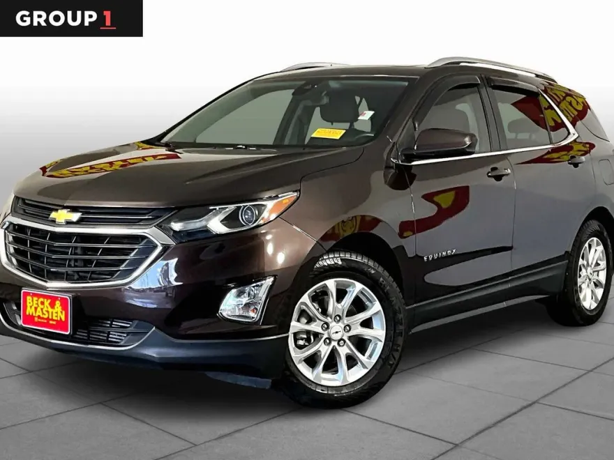 2020 Chevrolet Equinox LT photo 1