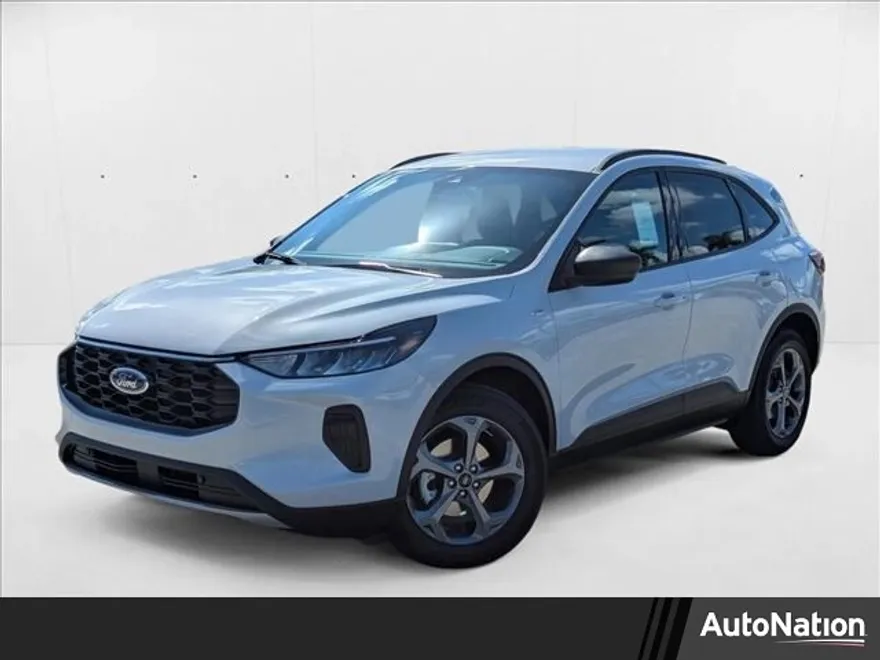 2025 Ford Escape ST-Line photo 1