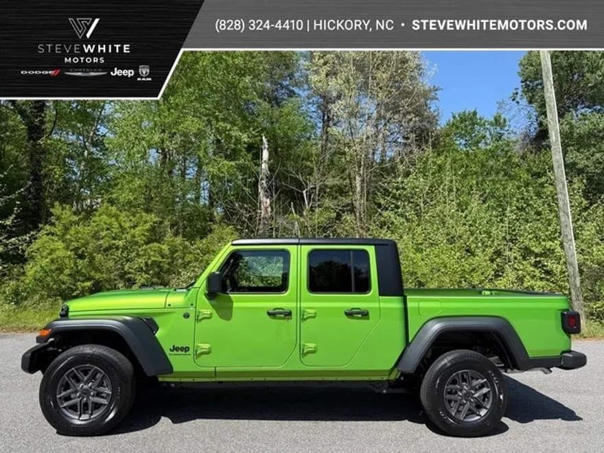 2025 Jeep Gladiator Sport S photo 1