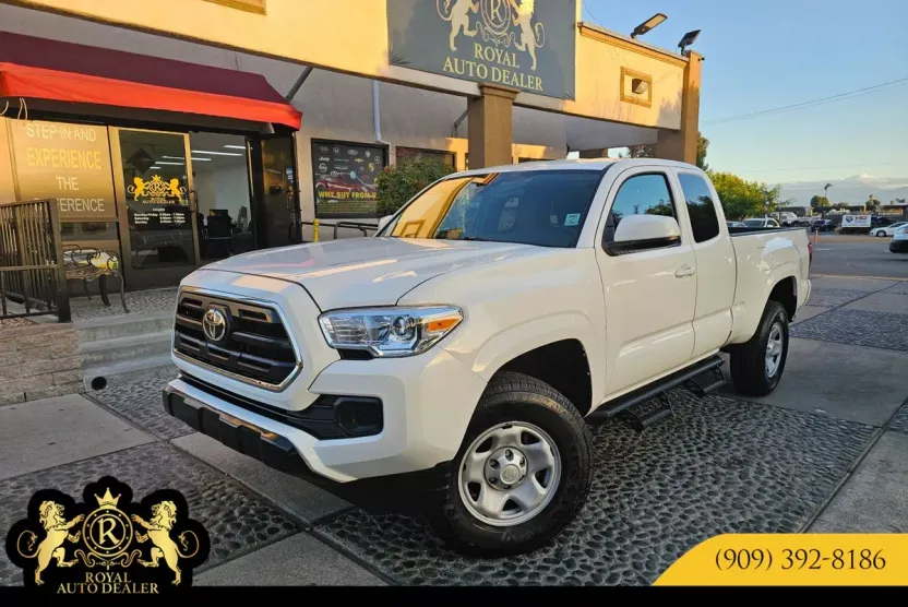 2019 Toyota Tacoma SR photo 1