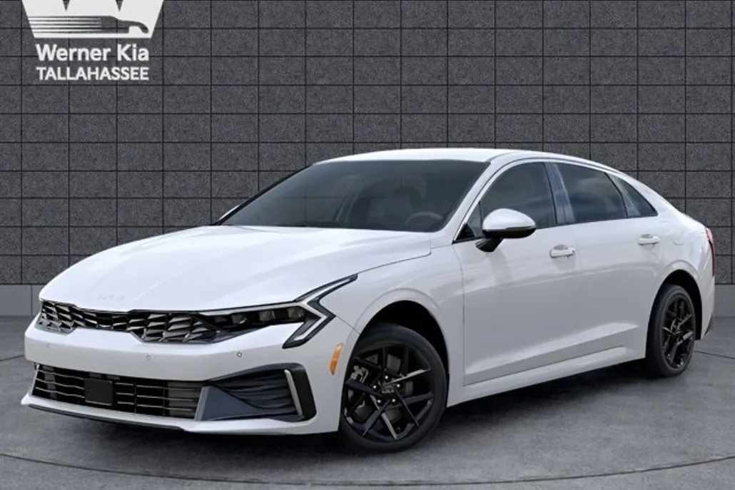 2026 Kia K5 LXS photo 1