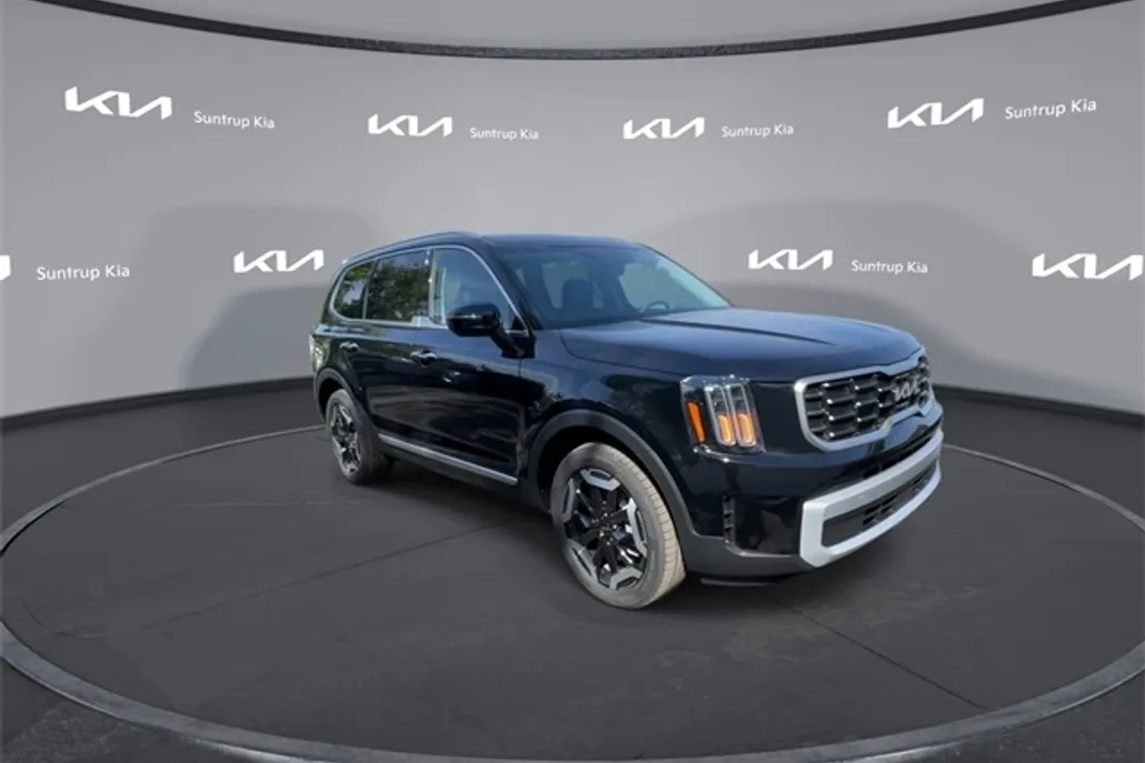 2025 Kia Telluride S photo 1