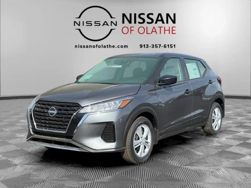 2025 Nissan Kicks Play S photo 1