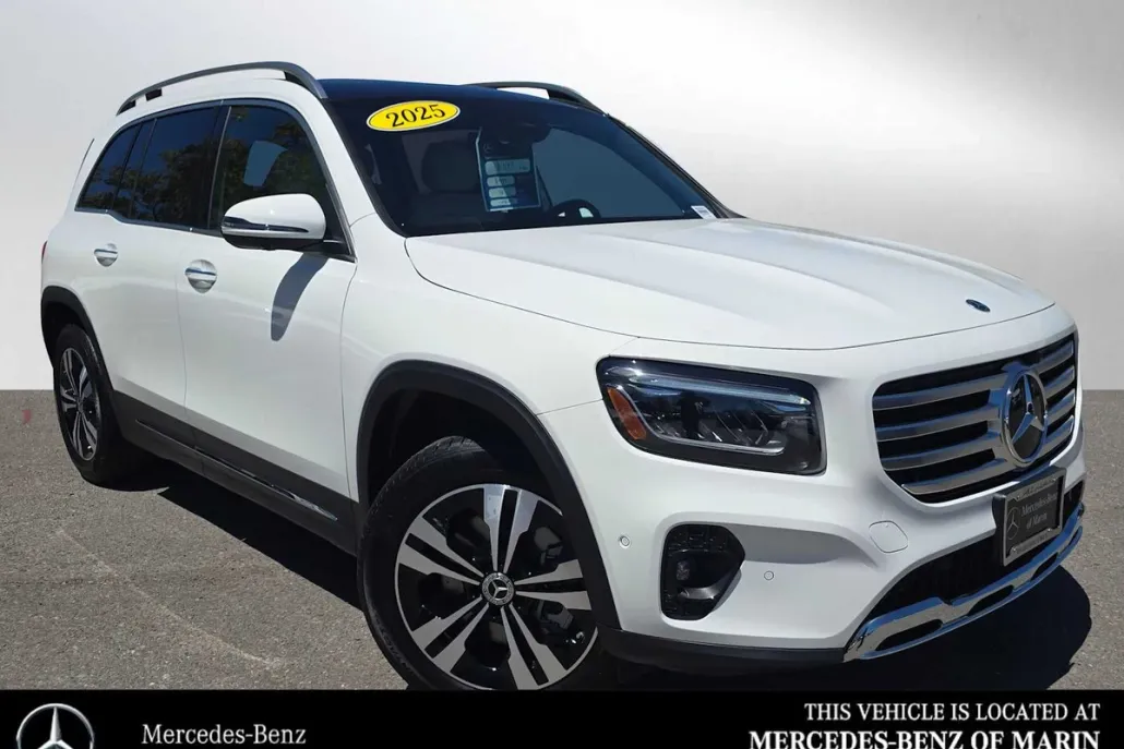 2025 Mercedes Benz GLB 250 photo 1