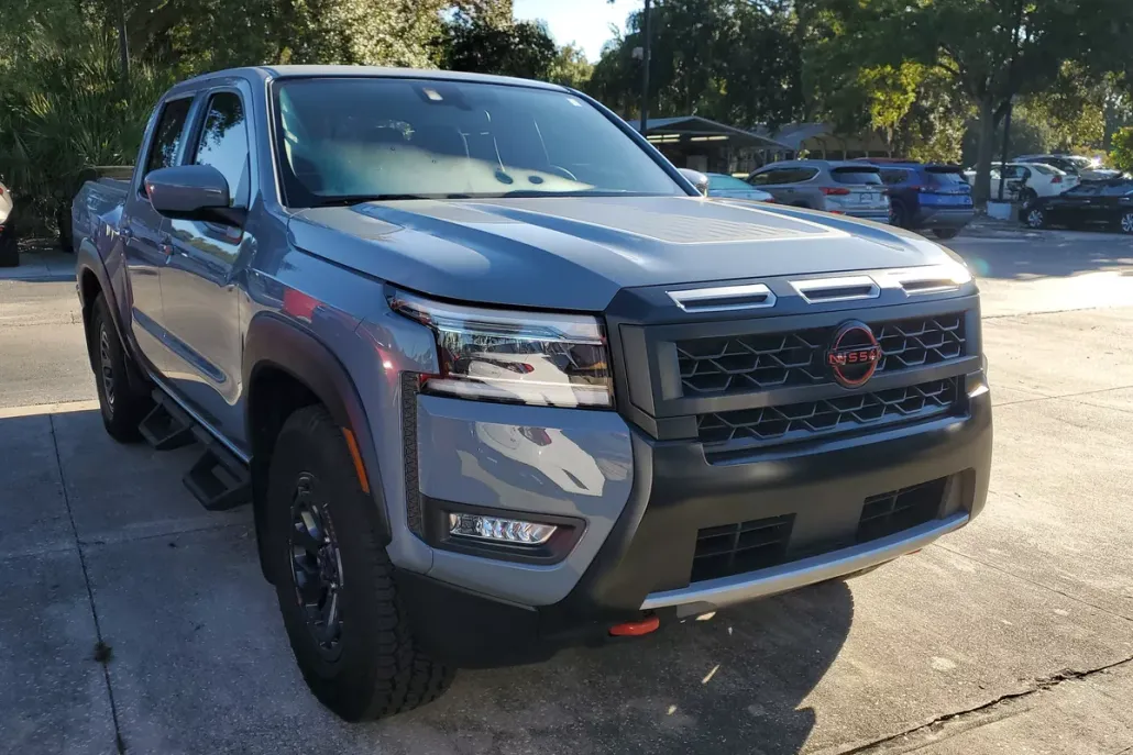 2025 Nissan Frontier PRO-X photo 1