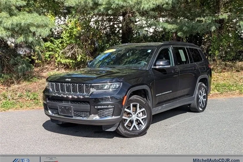 2024 Jeep Grand Cherokee Limited photo 1