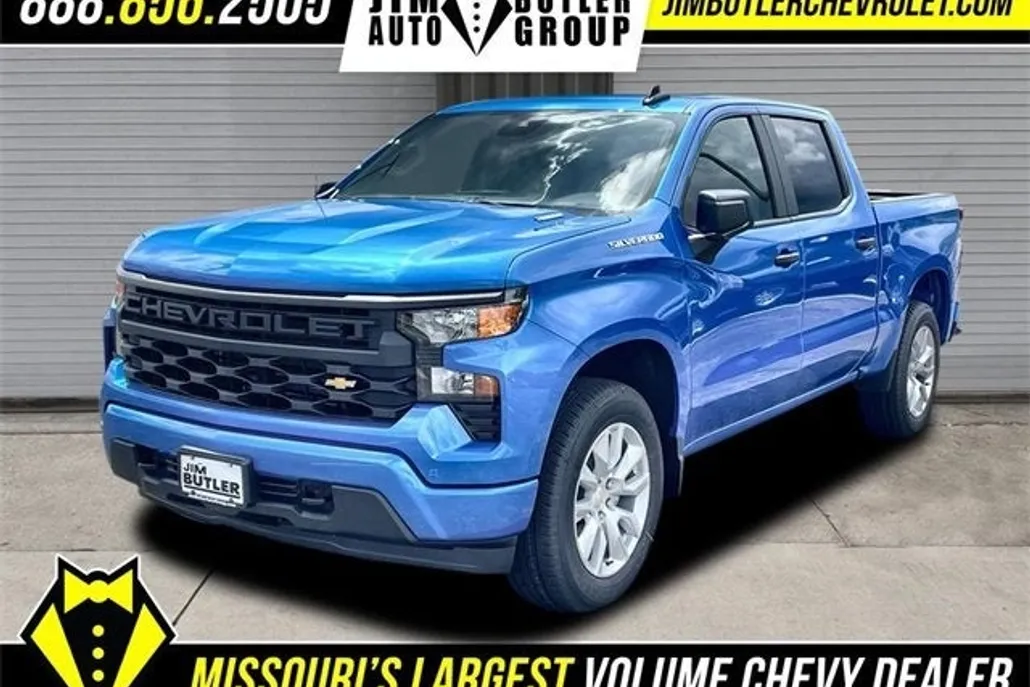 2025 Chevrolet Silverado 1500 Custom photo 1