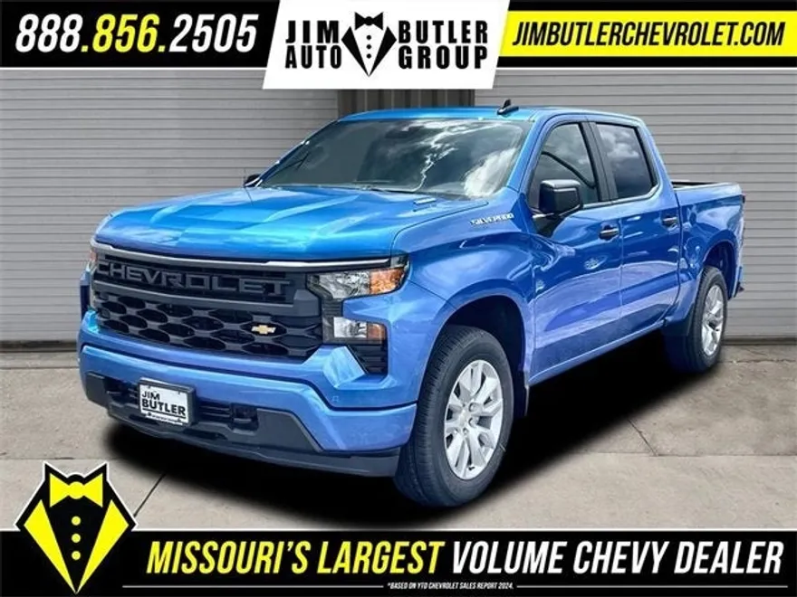 2025 Chevrolet Silverado 1500 Custom photo 1