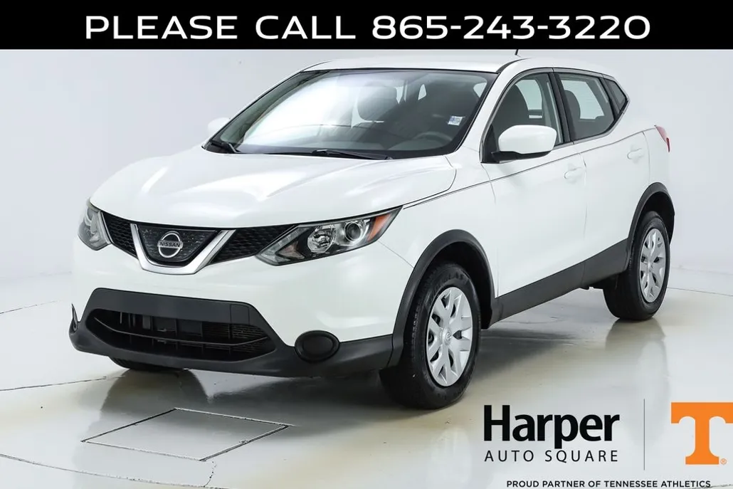 2019 Nissan Rogue Sport S photo 1
