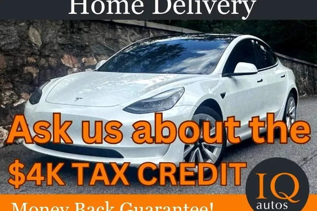 2022 Tesla Model 3 Long Range photo 1