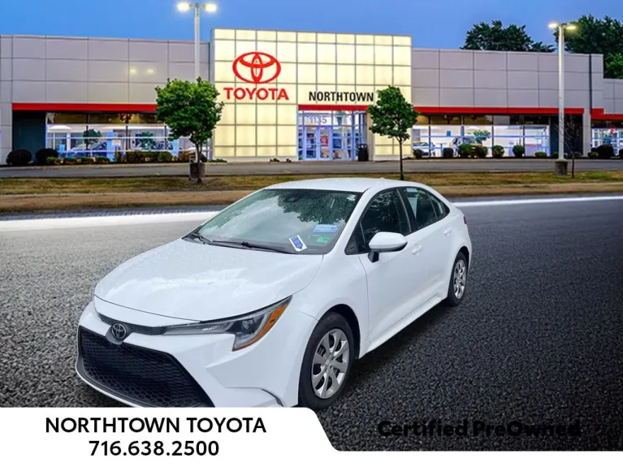 2022 Toyota Corolla LE photo 1