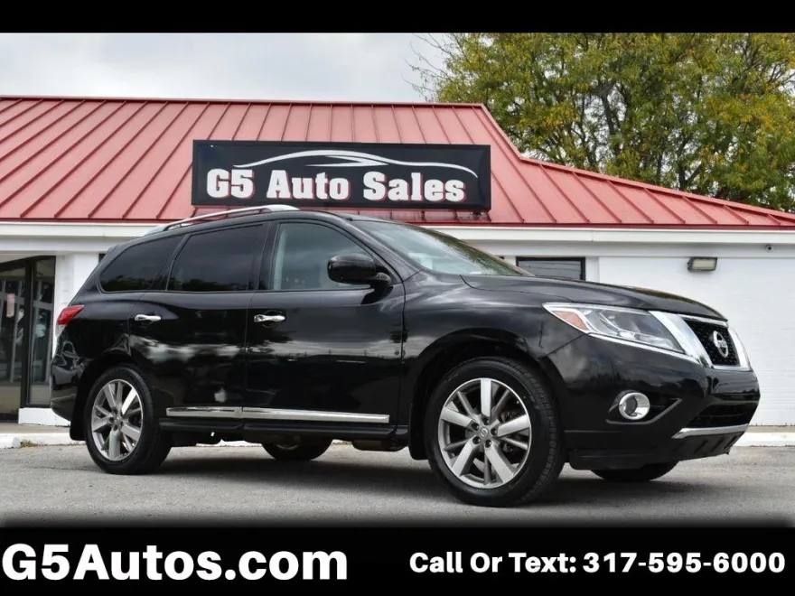 2015 Nissan Pathfinder Platinum photo 1