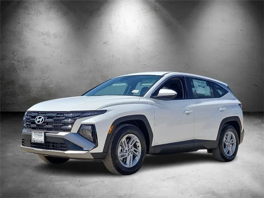 2025 Hyundai Tucson SE photo 1