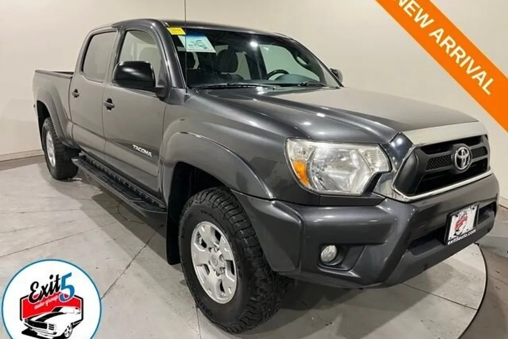 2014 Toyota Tacoma Base V6 photo 1