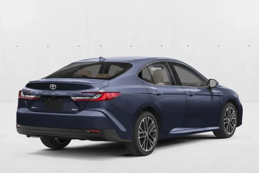 2026 Toyota Camry XLE photo 1