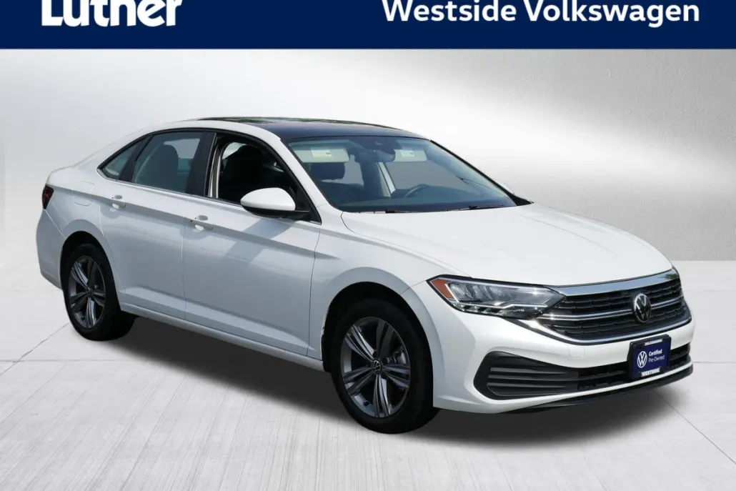 2024 Volkswagen Jetta SE photo 1