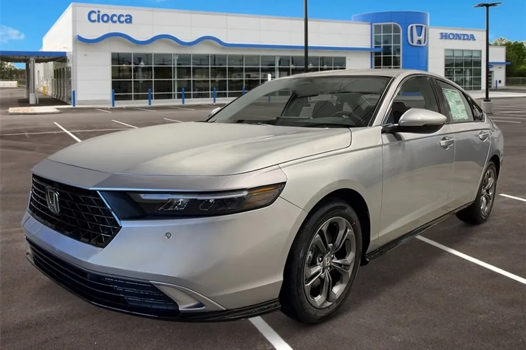 2025 Honda Accord Hybrid EX-L photo 1