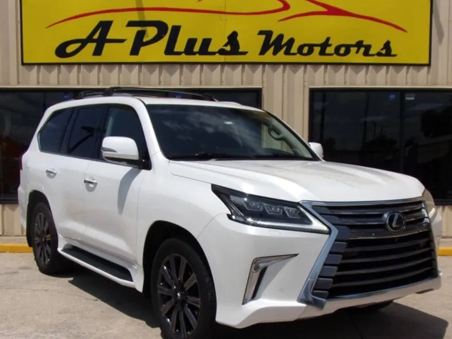 2017 Lexus LX 570 photo 1