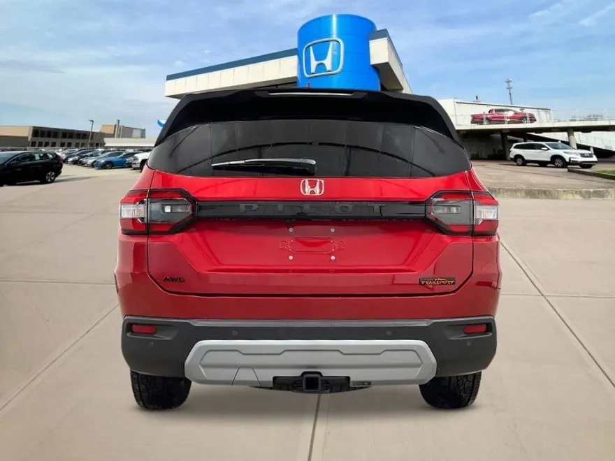 2025 Honda Pilot TrailSport photo 1