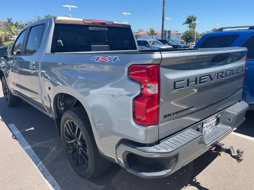 2023 Chevrolet Silverado 1500 RST photo 1