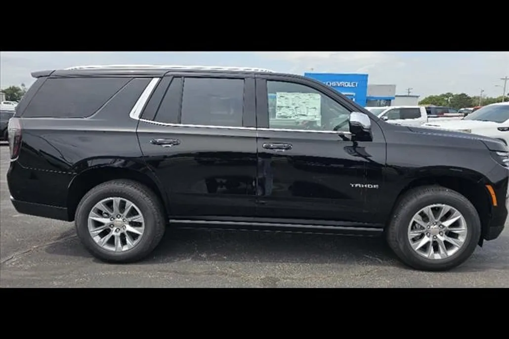 2025 Chevrolet Tahoe Premier photo 1
