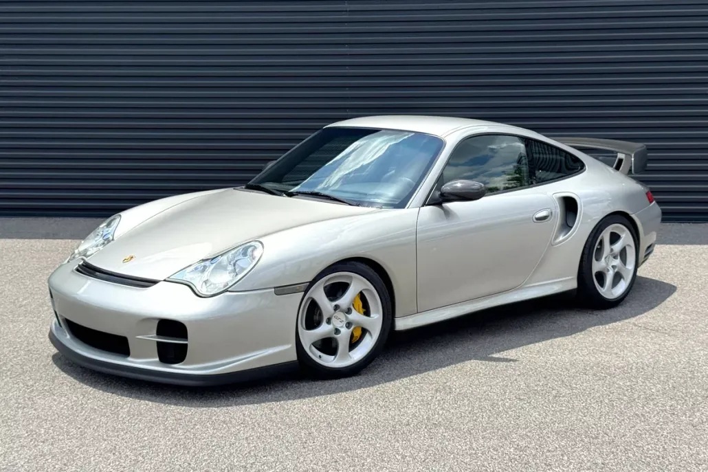 2002 Porsche 911 GT2 Coupe photo 1