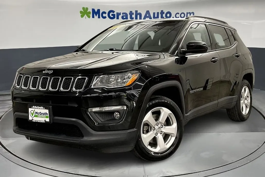 2021 Jeep Compass Latitude photo 1