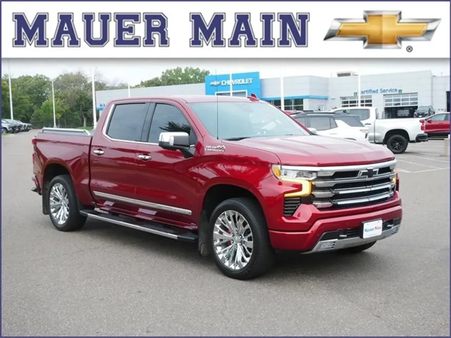 2023 Chevrolet Silverado 1500 High Country photo 1